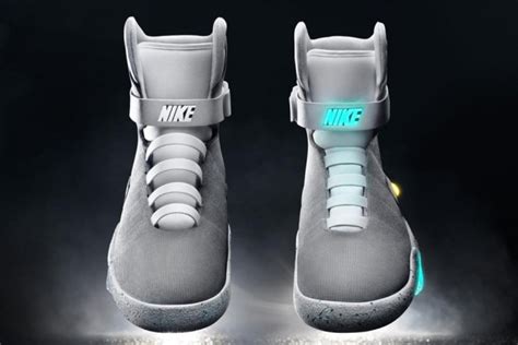 fake self lacing nike air mags|nike mag 2016 auto lacing.